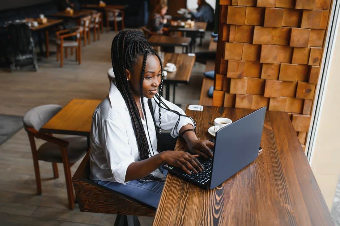 Pourquoi passer par le portage salarial quand on est étudiant